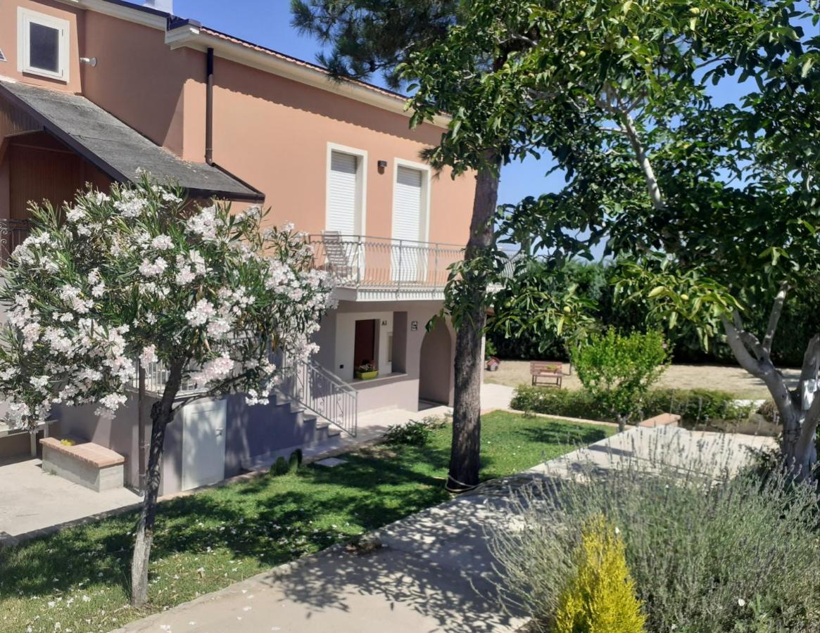 Villa Nonno Nicola Montenero di Bisaccia Exterior photo